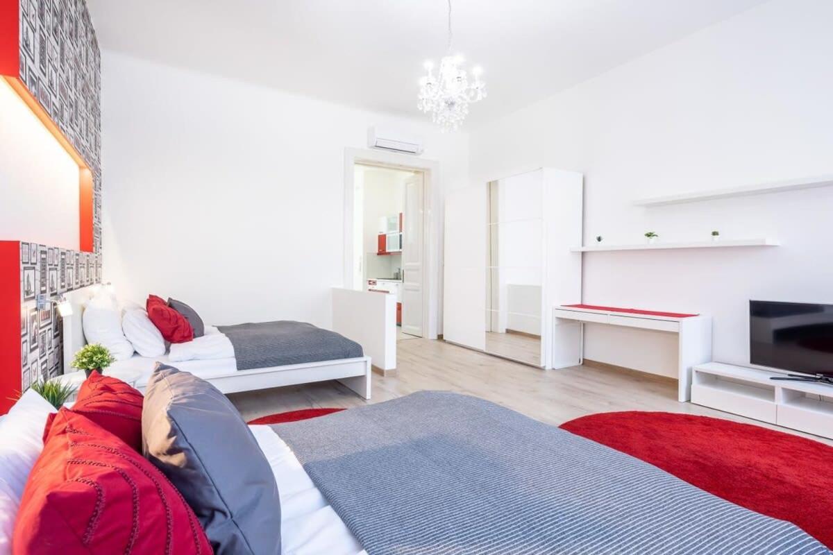 Super Central Convenient Apartment Budapest Exteriör bild