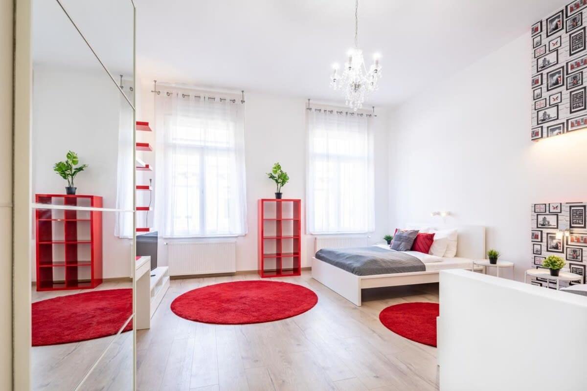 Super Central Convenient Apartment Budapest Exteriör bild